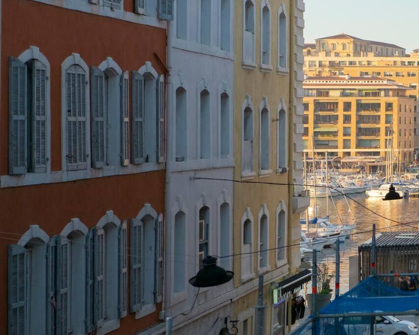 Designs Vieux Port Apartment *